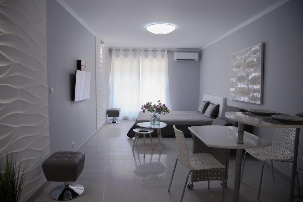 Stylish Studio In Only 50 Meters From Beach ! Nice Exterior foto